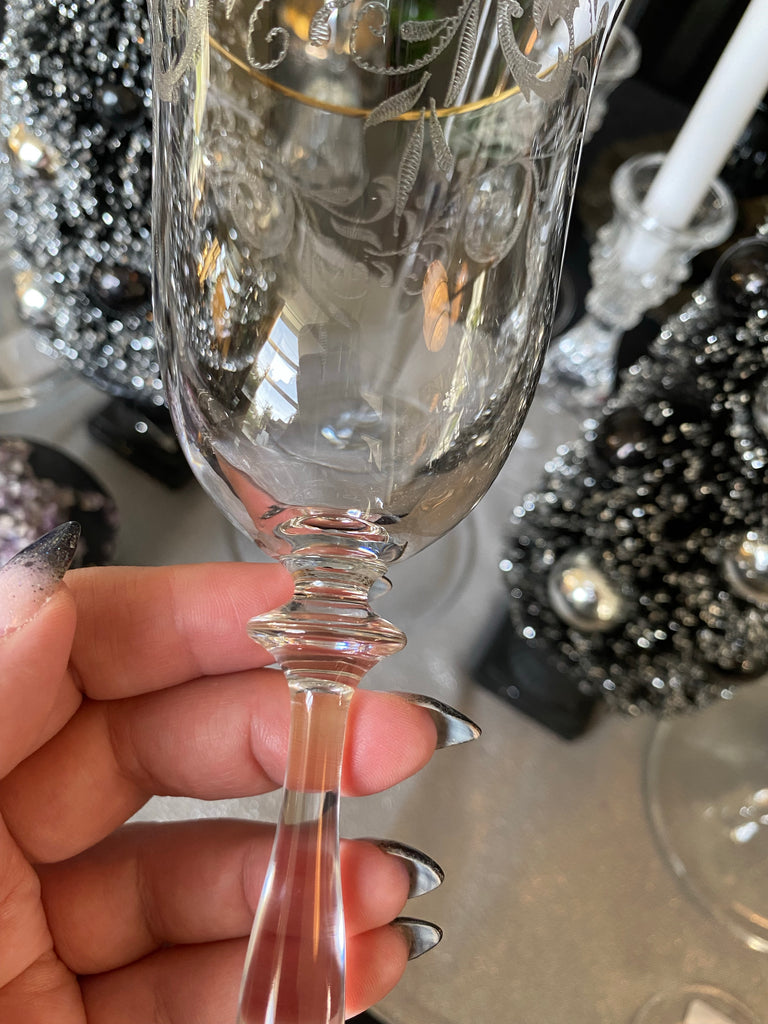 Vintage Etoile Crystal Wine Glasses w/ Gold Rims (3) – The Magenta